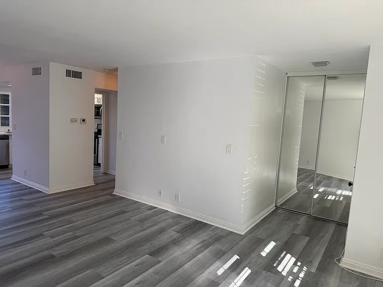 2450 Vista Hogar — Photo 30