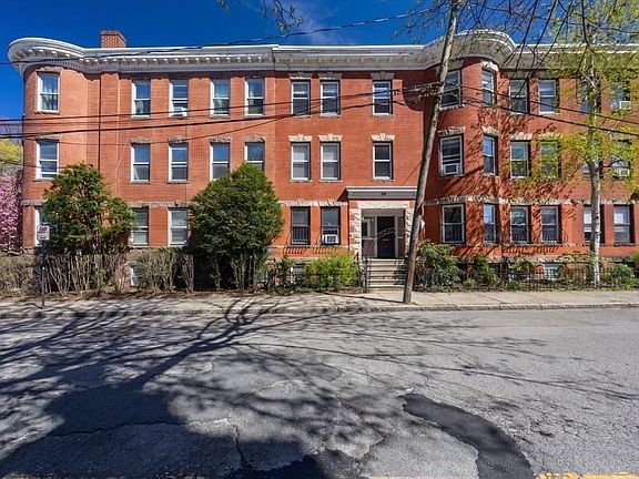 2nd image of 23 Netherlands Rd #1