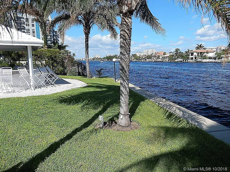 6471 Bay Club Dr #2 — Photo 27