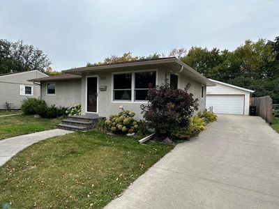 2510 10th St N, Fargo, ND, 58102