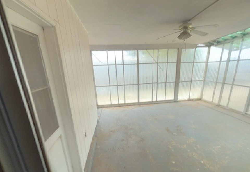 1st image of 1515 Country Club Cir
