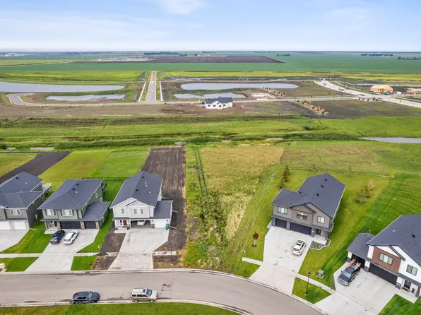 7747 Cub Creek Way, Horace, ND 58047