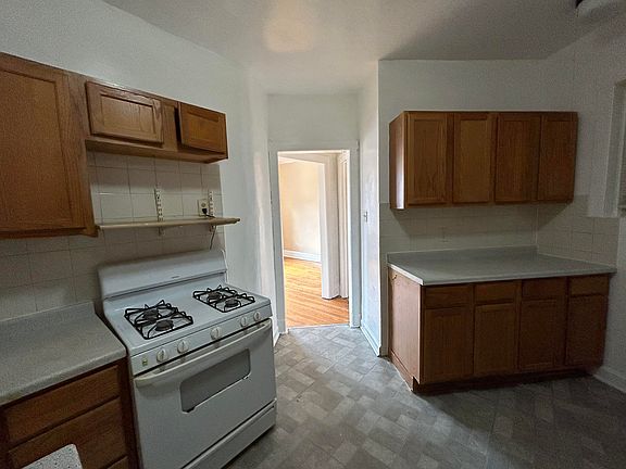 2nd image of 4751 N Kenneth Ave #3