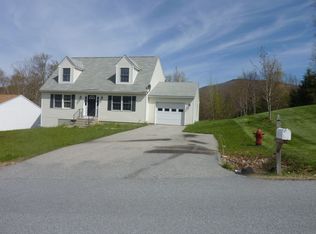 44 Albe Dr, Bennington, VT 05201