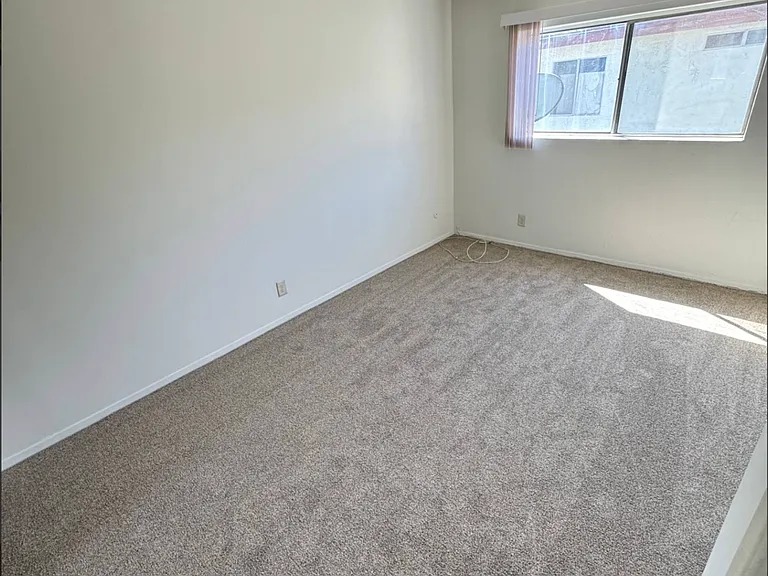 730 S Chapel Ave — Photo 11