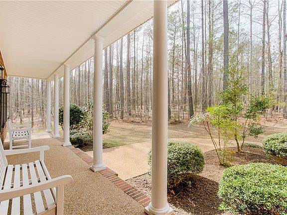 4th image of 2870 Maple Grove Ln