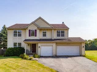 18915 W Highfield Dr W, Lake Villa, IL 60046