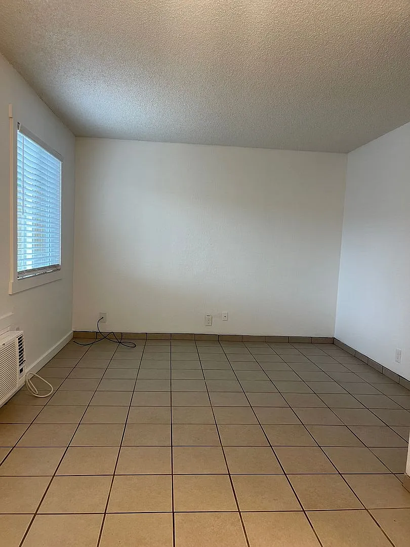 261 Boulder Creek Drive — Photo 2