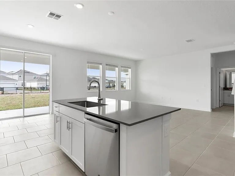 5786 Stephens Rd — Photo 7