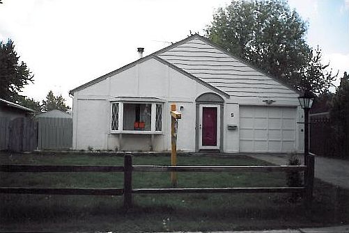 1st image of 5 Afton Dr