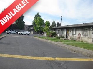628 Berrydale Ave APT 11, Medford, OR