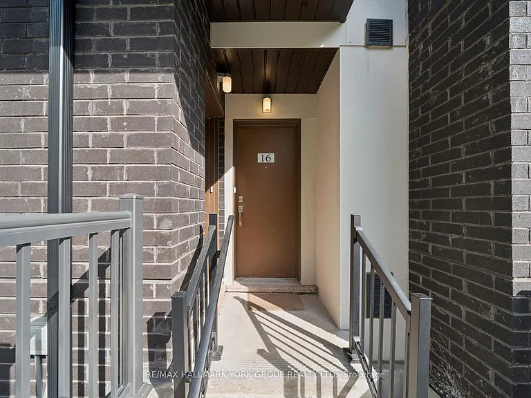24 Fieldway Rd #16 — Photo 3