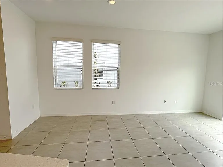 11832 Glenside Ter — Photo 11