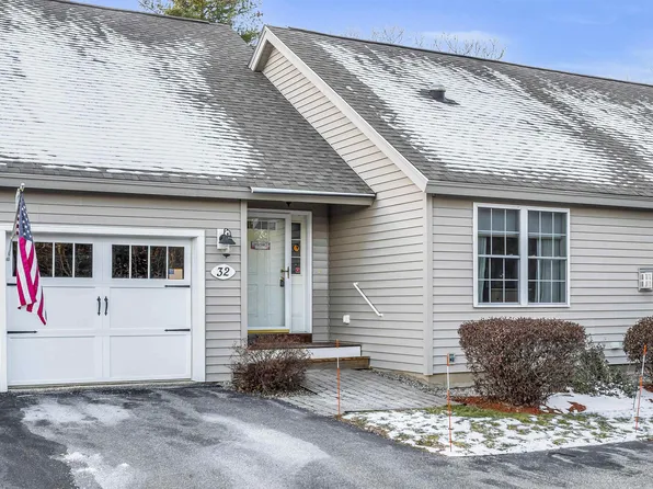 32 Autumn Lane, Hampstead, NH 03826-5425
