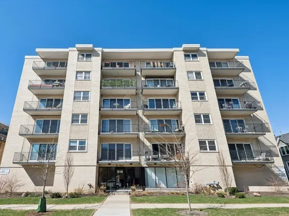 215 Marengo Ave APT 3A, Forest Park, IL 60130