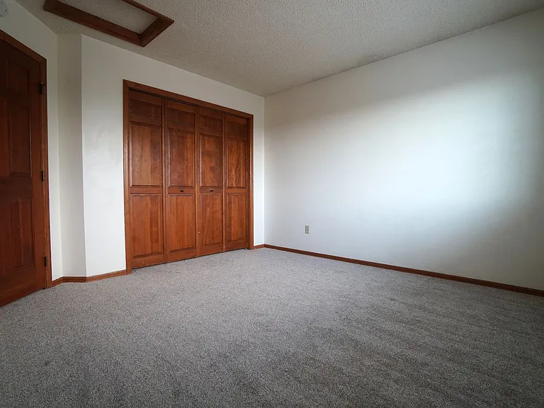 1155 Popes Valley Dr — Photo 25