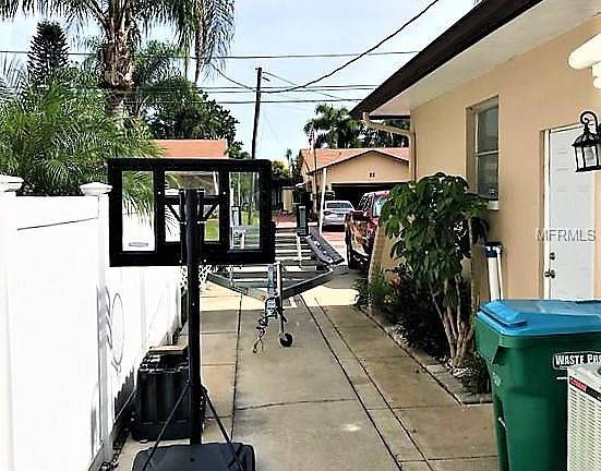 5th image of 92 S Canal Dr