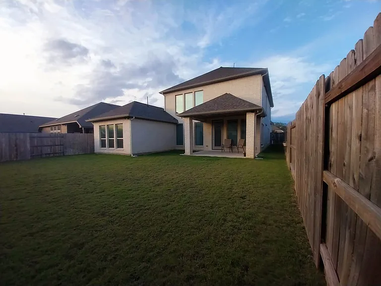 474 Jefferson Dr — Photo 15