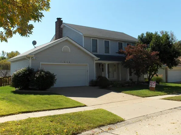 16524 Forest Pine Dr, Ballwin, MO 63011