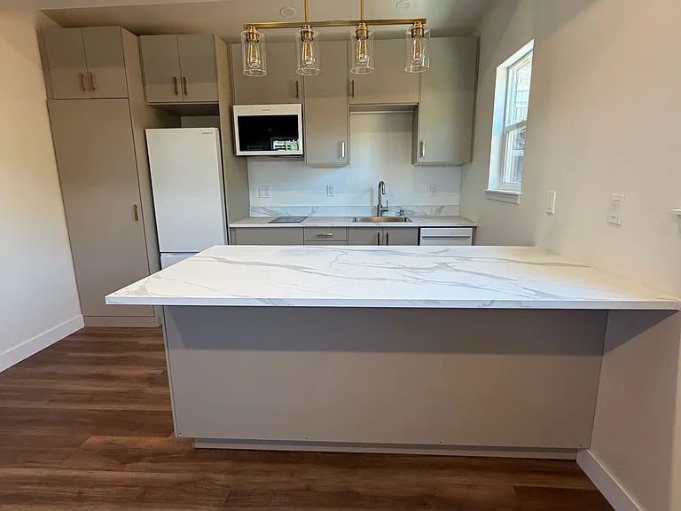 354 Fuller Ave #B — Photo 7
