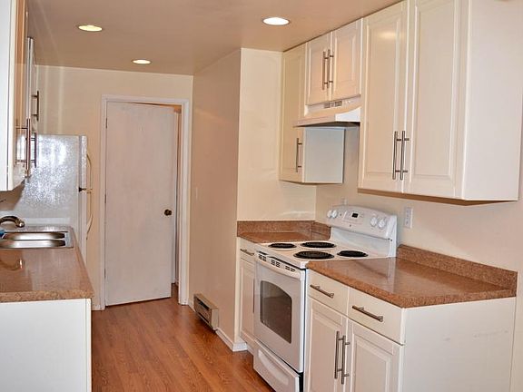 2nd image of 5302 Reid Dr NW