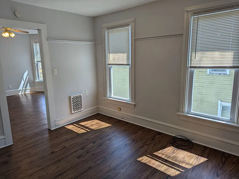 740 Park Ave — Photo 18