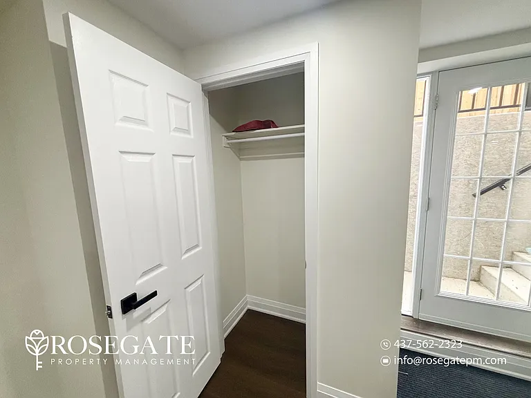 43 Arrowhead Dr #2 — Photo 8