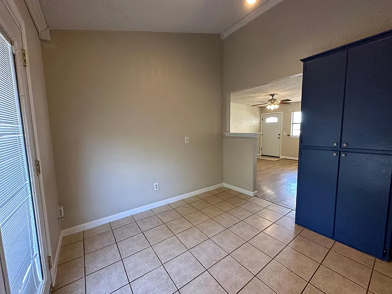 1008 N Nail Pkwy — Photo 10
