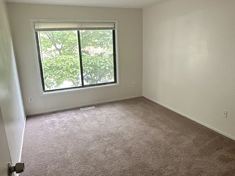 9325 Chadburn Pl — Photo 21
