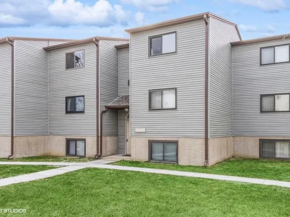 2617 Westwinds Dr APT 6, Iowa City, IA 52246