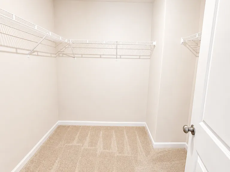 1318A Crosshill Ct #A — Photo 8