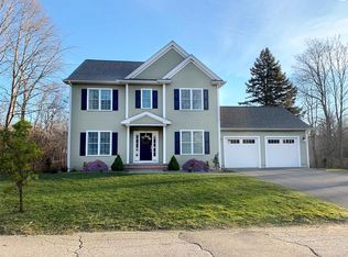 33 Autumn Cir, Canton, MA 02021
