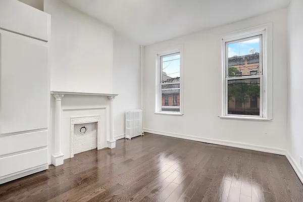 Rented by Compass | media 24