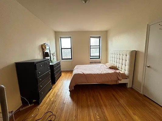 Rented by Oxford Property Group | media 7