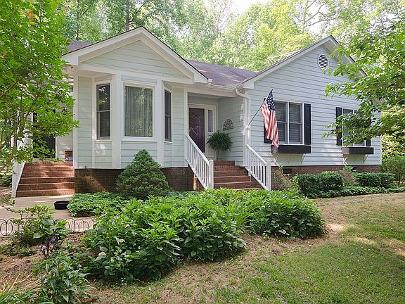 2nd image of 125 Jessica Dr