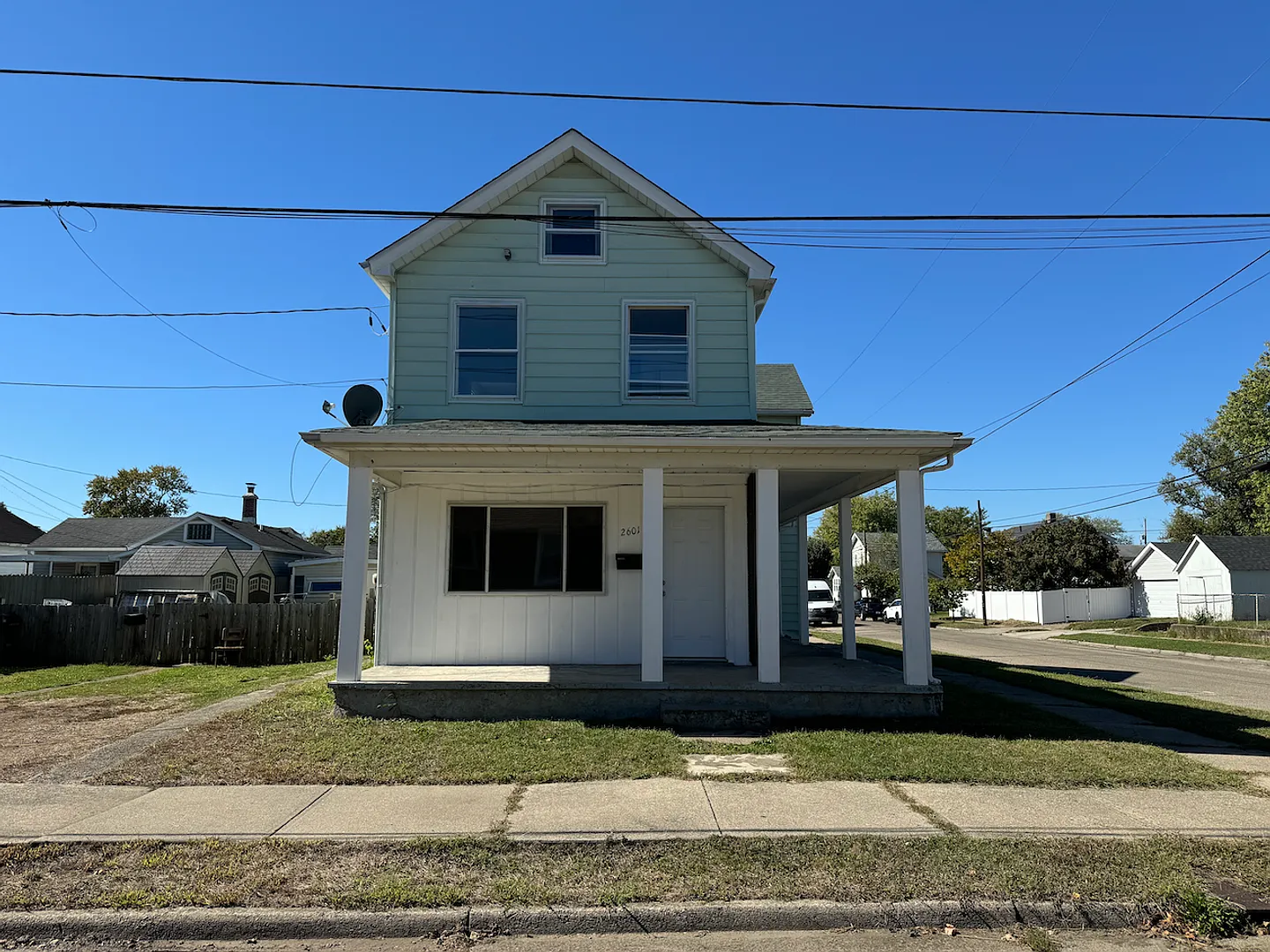 Spacious 3-Bedroom Home with Loft, 2 Full Baths & Garage — Photo 1
