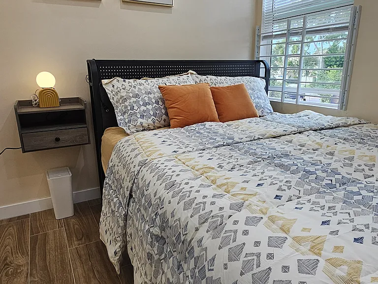 6920 Loma Verde Ave #1/2 — Photo 33