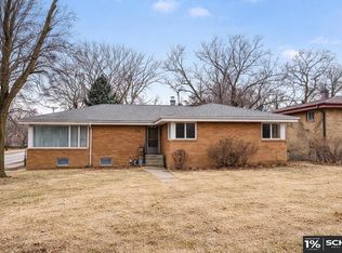 4904 N 50th St, Omaha, NE 68104