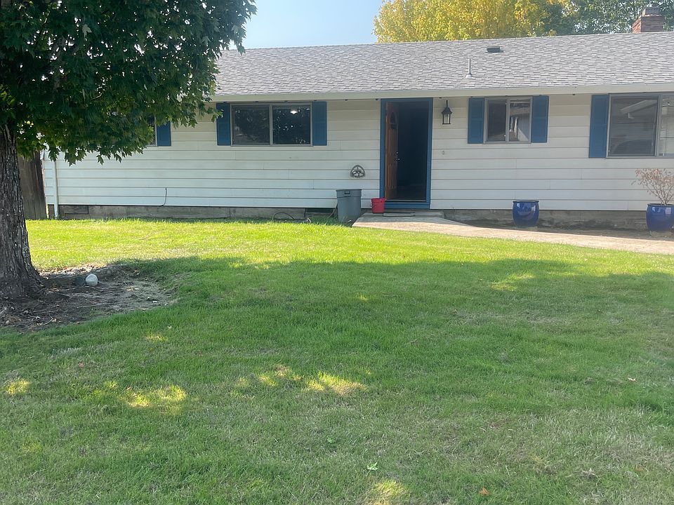 1st image of 277 SE 39th Ave