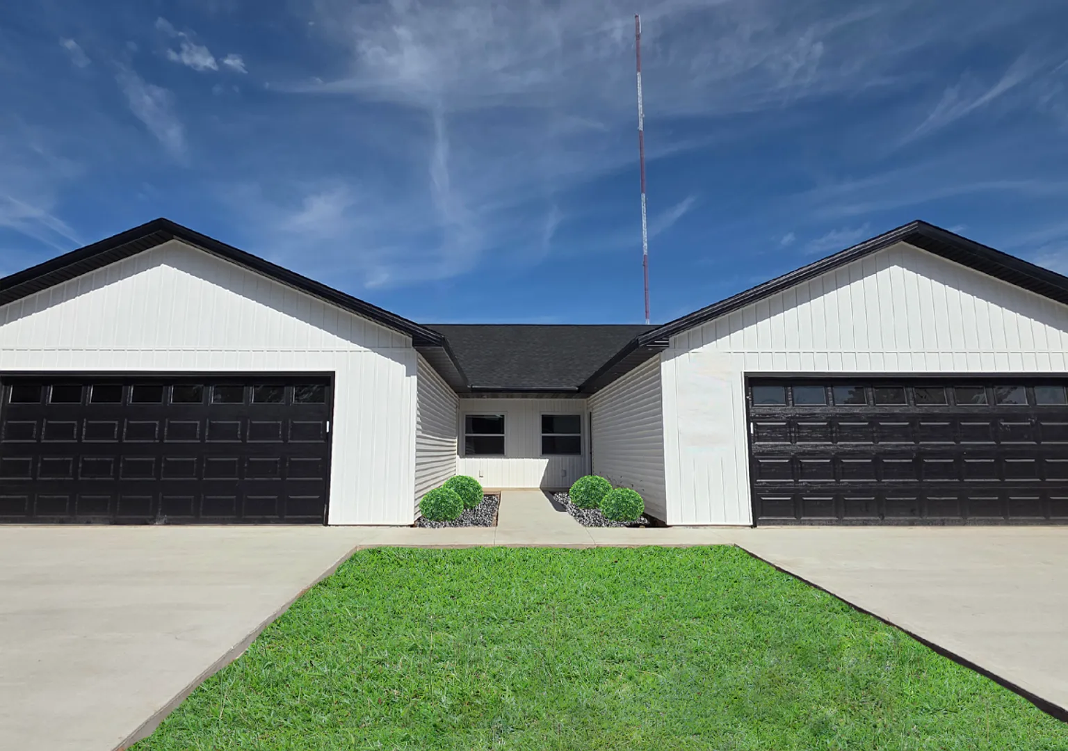 523-525 Rustic Ridge Drive (Lot 6) — Photo 2
