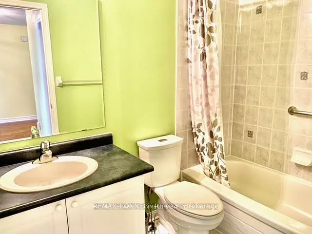 66 Oasis Blvd — Photo 15