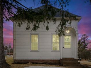 607 15th Ave W, Ashland, WI 54806