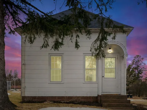 607 15th Ave W, Ashland, WI 54806