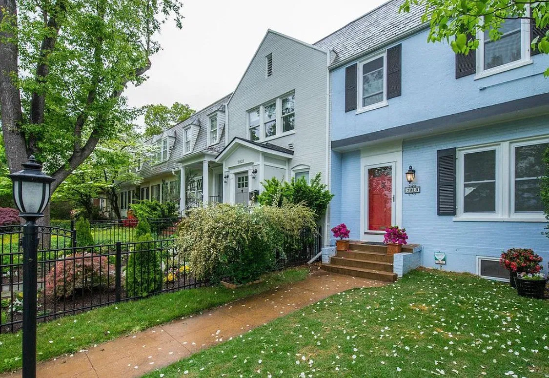 4 bed, 1820 sqft, $6,100 — Photo 1