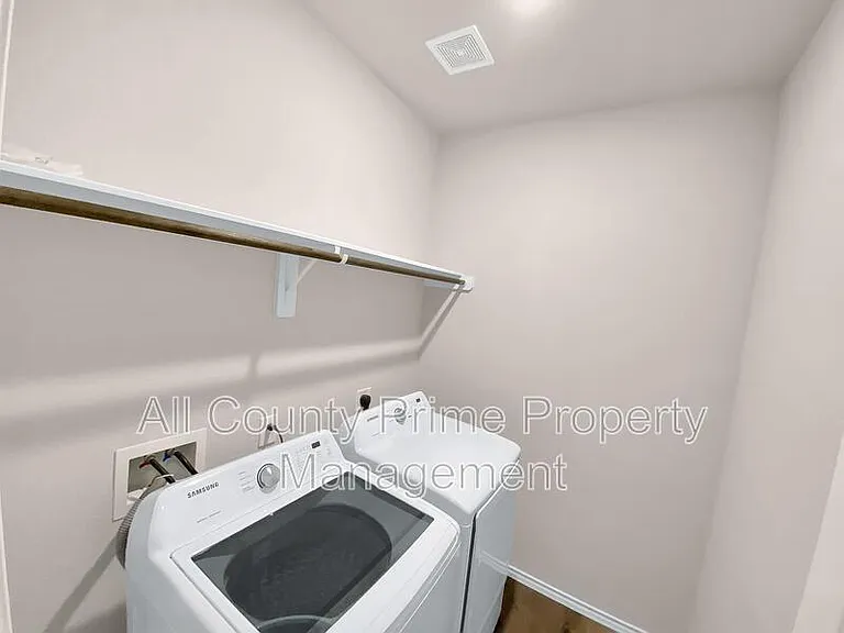 13067 Clearview Dr — Photo 6
