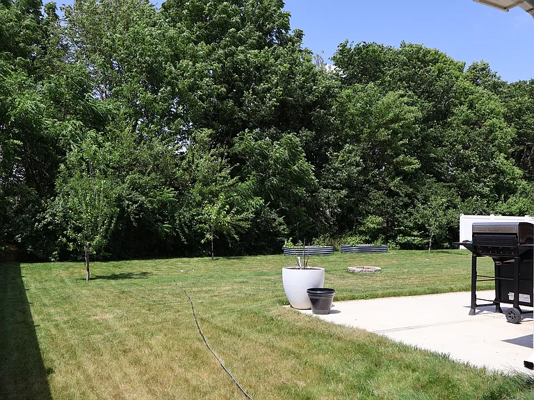 1994 Glenmoor Dr — Photo 24