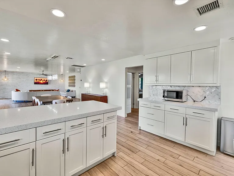 43660 Elkhorn Trl — Photo 16