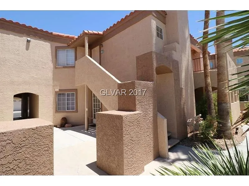 Building Photo - 1851 Hillpointe Rd #17