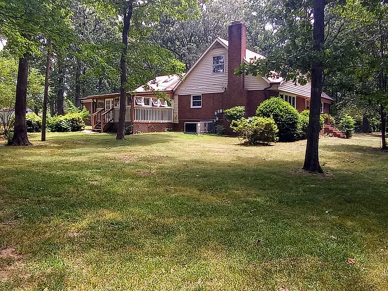 416 Old Williams Rd — Photo 3