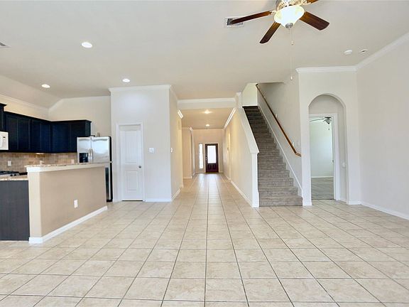 5th image of 24339 Goodwin Dr